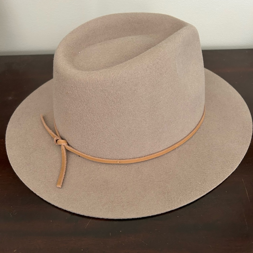 New with tag Brixton Wesley hat, size large, adjustable.